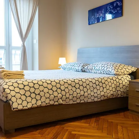 Ponte Mosca Apartment Turin